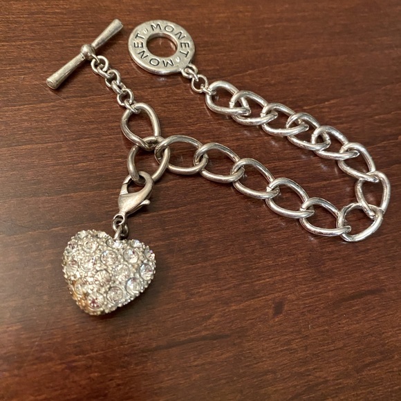 MONET heart charm bracelet with rhinestones - Picture 3 of 12